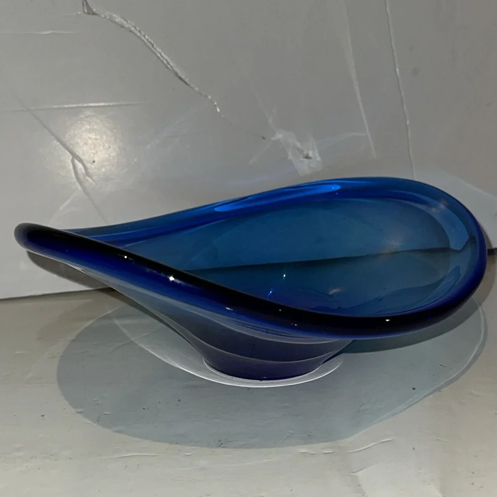 Vintage Viking Glass Cobalt Blue Oval Bowl or Swedish Arthur Percy 10”x 8” MCM - Picture 6 of 6